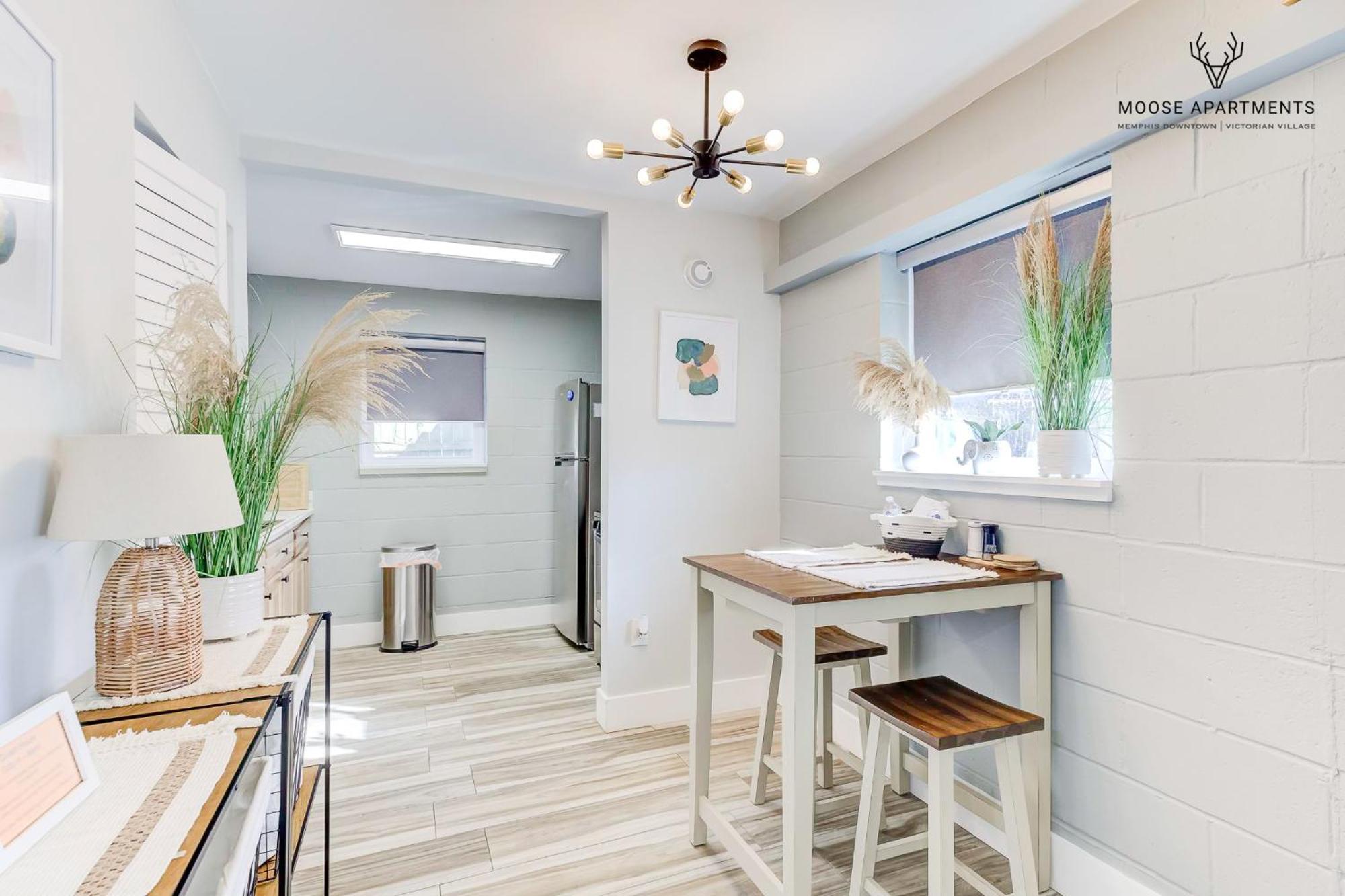 The Moose #6 - Modern Luxe Studio With Free Parking & King Bed Memphis Extérieur photo